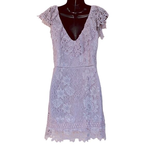Saylor Adwoa Lilac Lace Overlay Flutter Sleeve Mini Dress Sz M - Picture 9 of 16